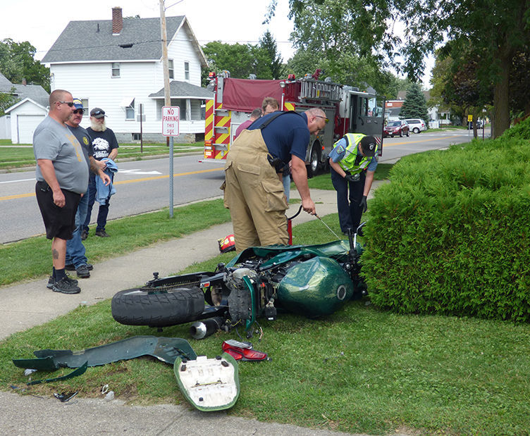 Boy, 16, hospitalized after crash in Bryan